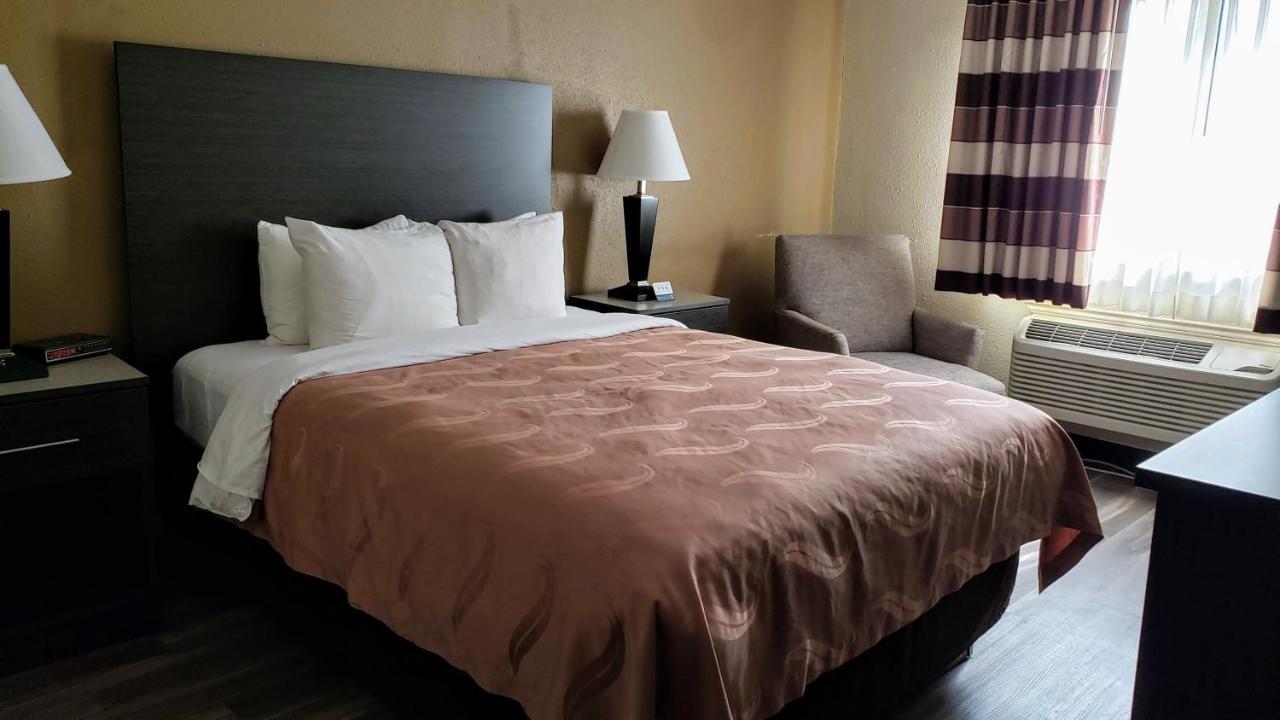 Quality Inn Dfw Airport North - Ървинг Екстериор снимка