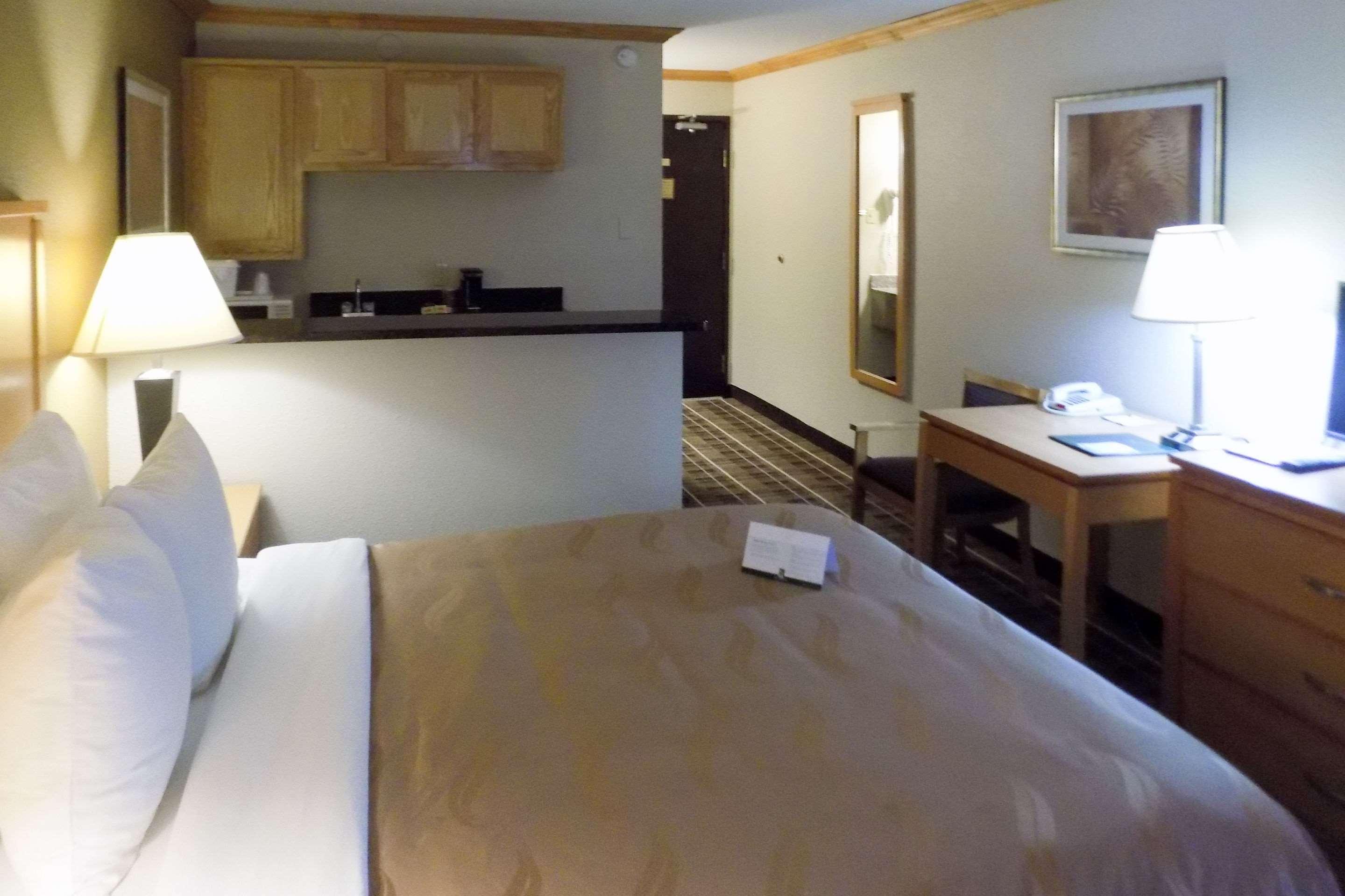Quality Inn Dfw Airport North - Ървинг Екстериор снимка