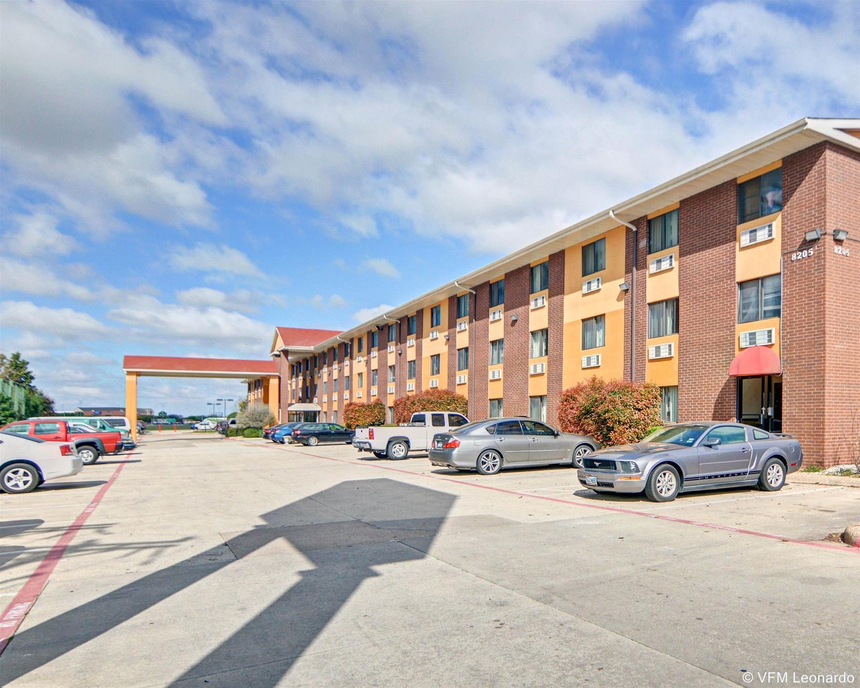 Quality Inn Dfw Airport North - Ървинг Екстериор снимка