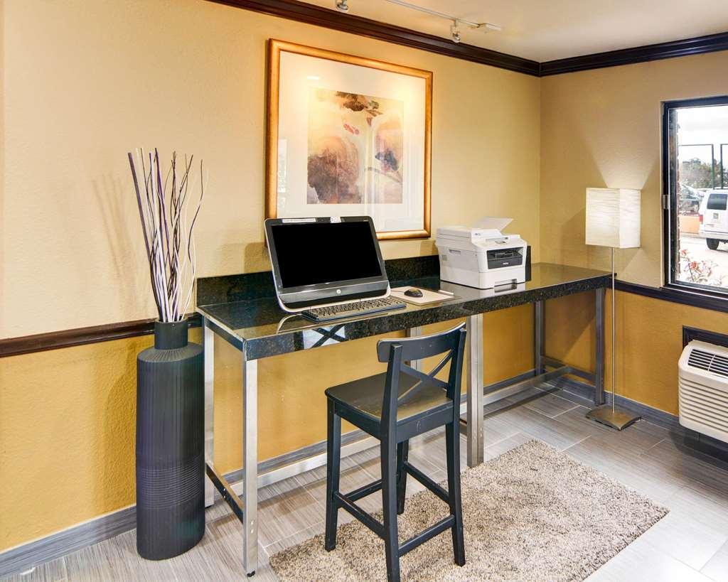 Quality Inn Dfw Airport North - Ървинг Съоръжения снимка