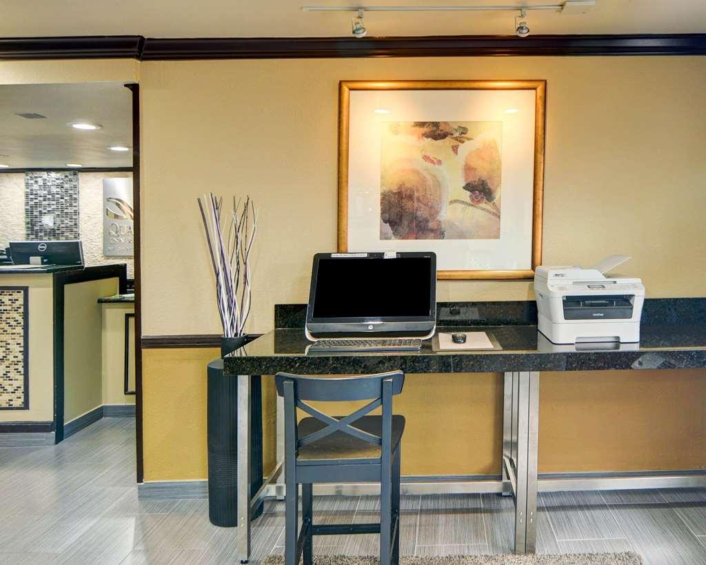 Quality Inn Dfw Airport North - Ървинг Съоръжения снимка