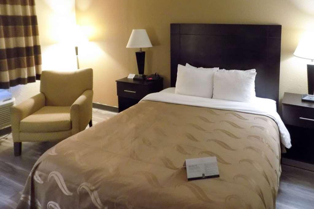 Quality Inn Dfw Airport North - Ървинг Стая снимка